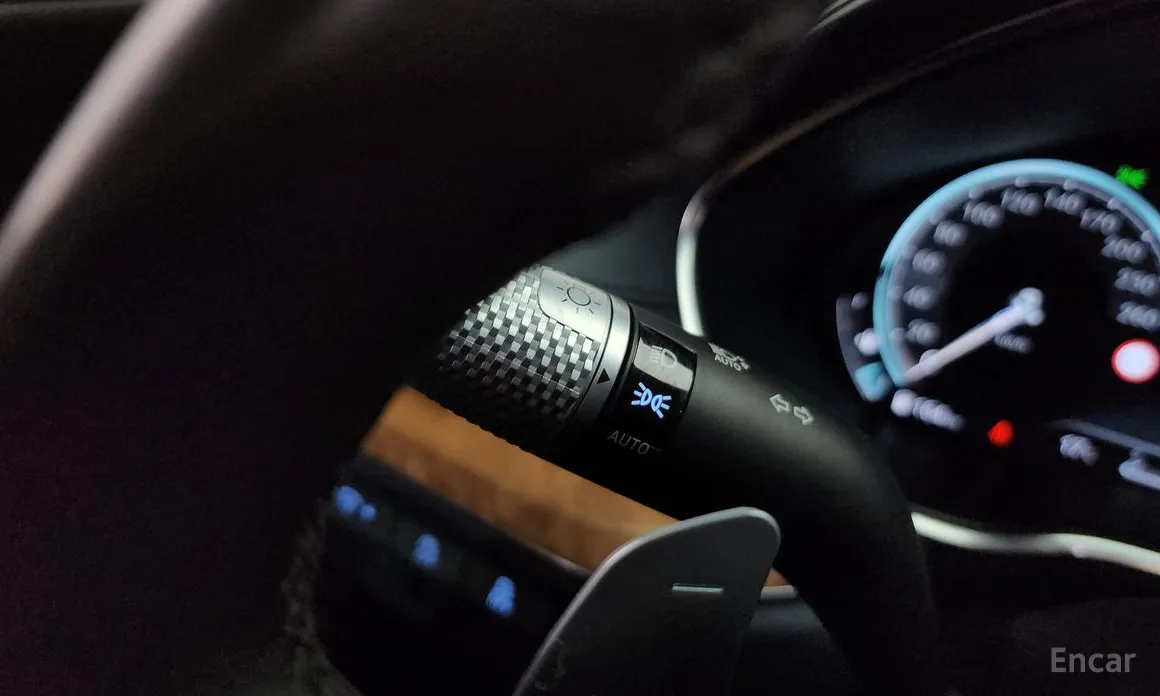 Фото 39 - Genesis G80