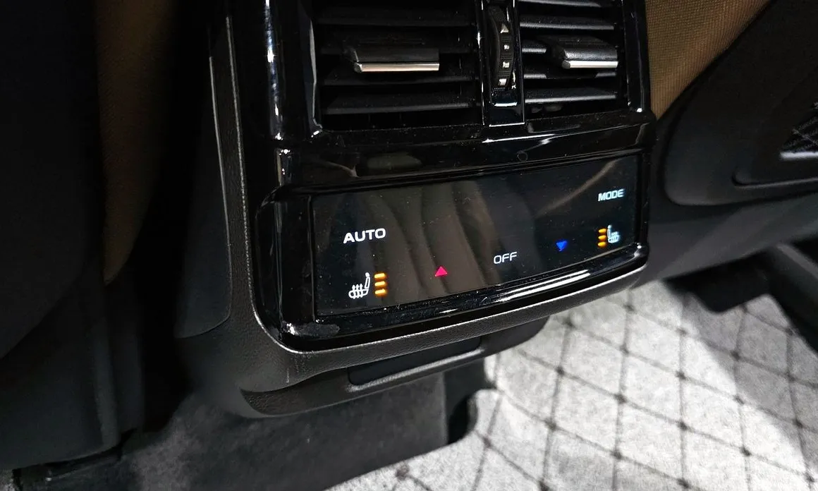 Renault Grand Koleos 2024 1.5 E-TECH Iconic 2WD