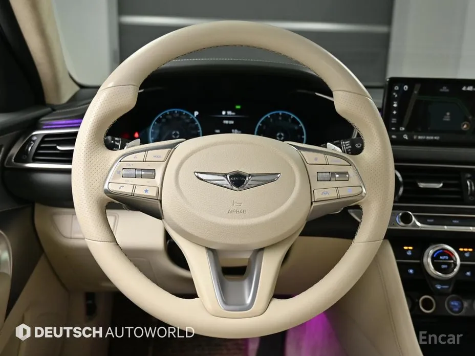 Photo 8 - Genesis G70