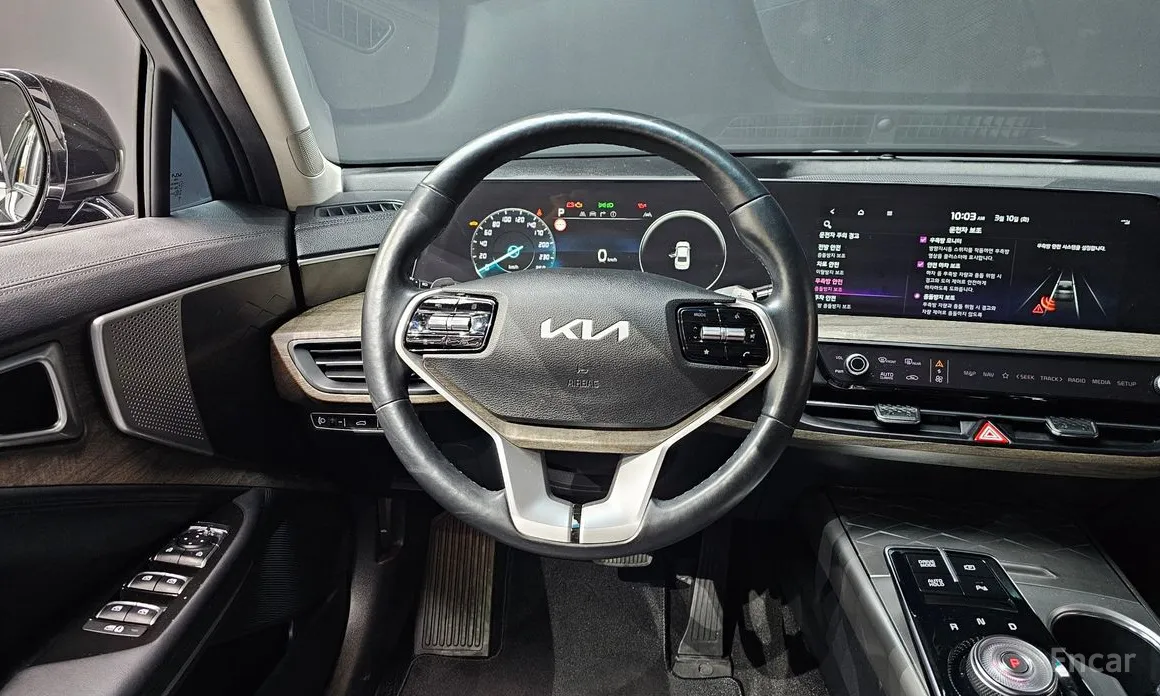 Фото 13 - Kia K8