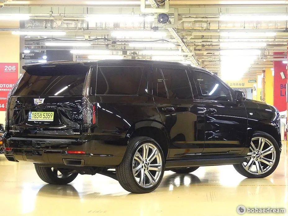 Cadillac Escalade 2021 6.2