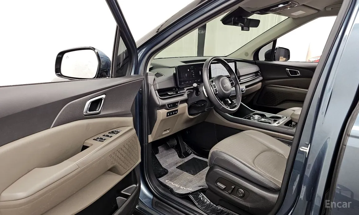 Фото 10 - Kia Carnival