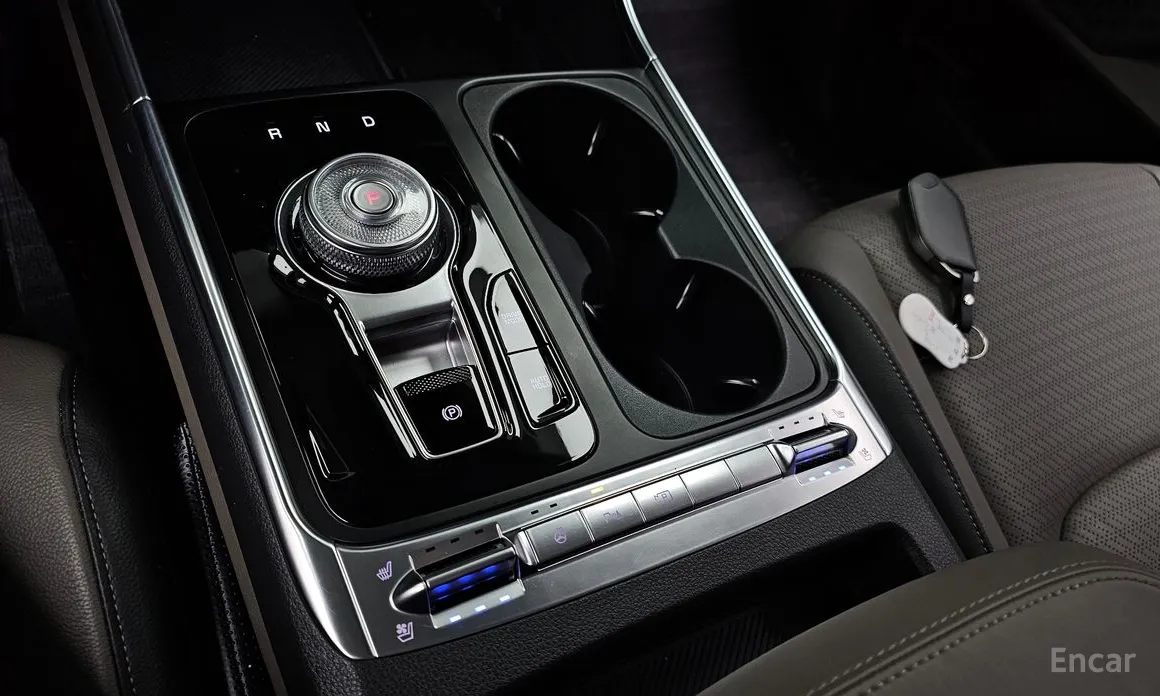 Фото 9 - Kia Carnival