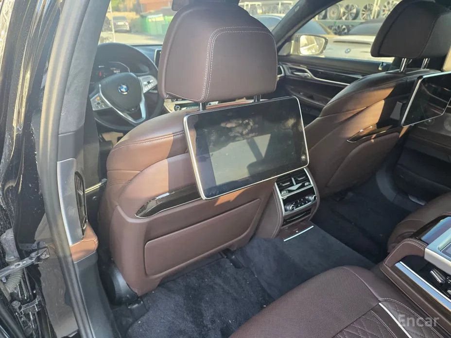 BMW 7 Series 2015 745Le iPerformance Design Pure Excellence