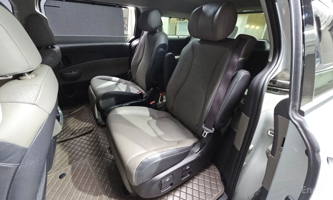 Kia Carnival 2023 HEV 7seater Nobless