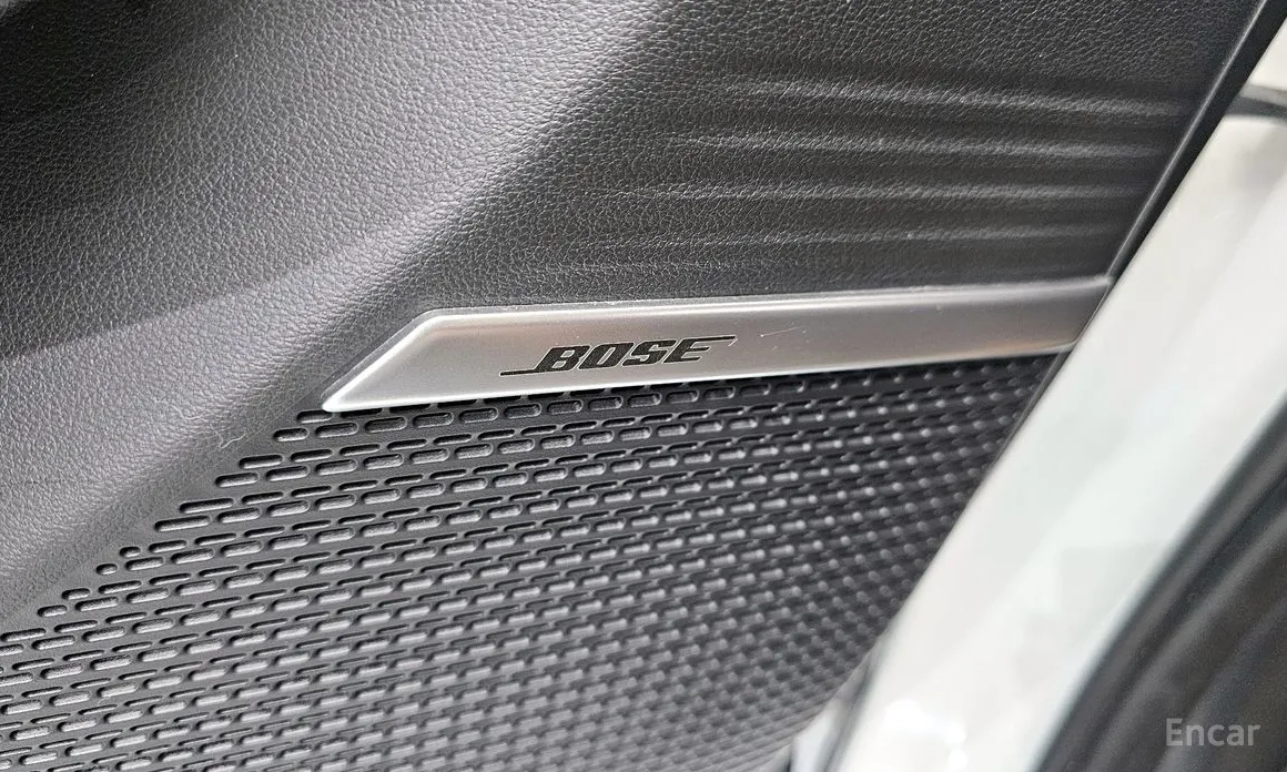 Фото 33 - Hyundai Santa Fe