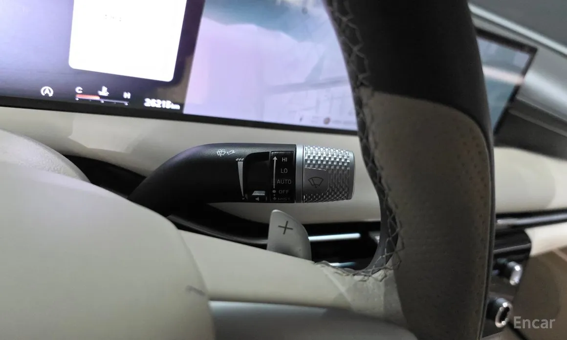 Фото 30 - Genesis G80