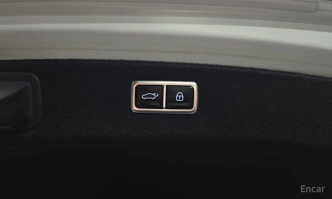 Фото 34 - Genesis G80
