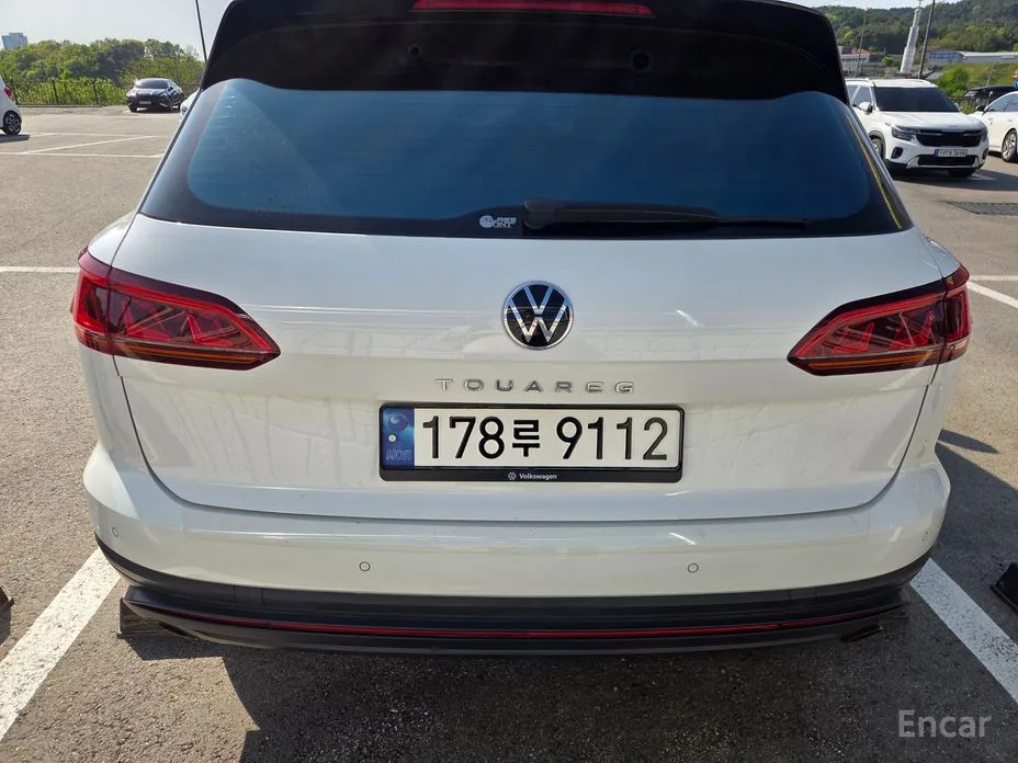 Фото 4 - Volkswagen Touareg