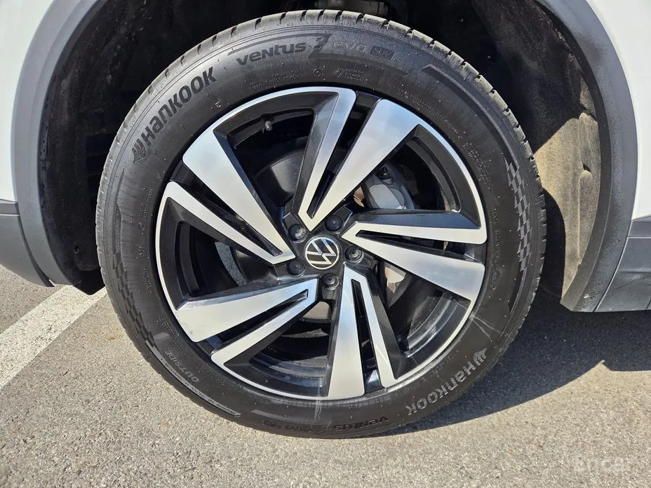 Фото 5 - Volkswagen Touareg