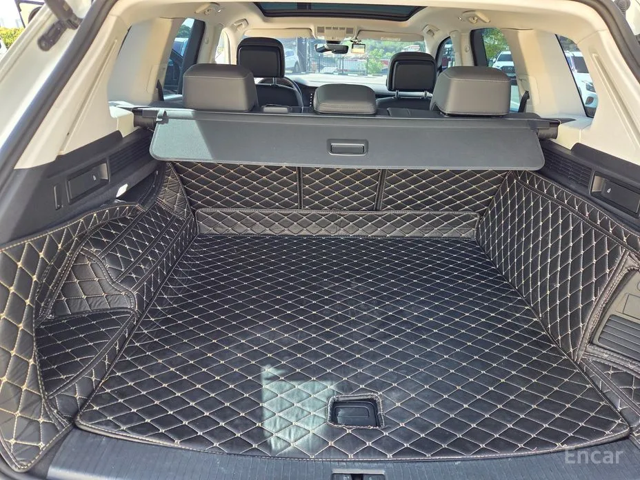 Фото 7 - Volkswagen Touareg