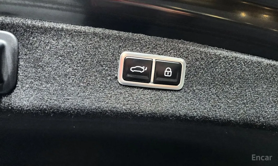 Фото 38 - Genesis G80