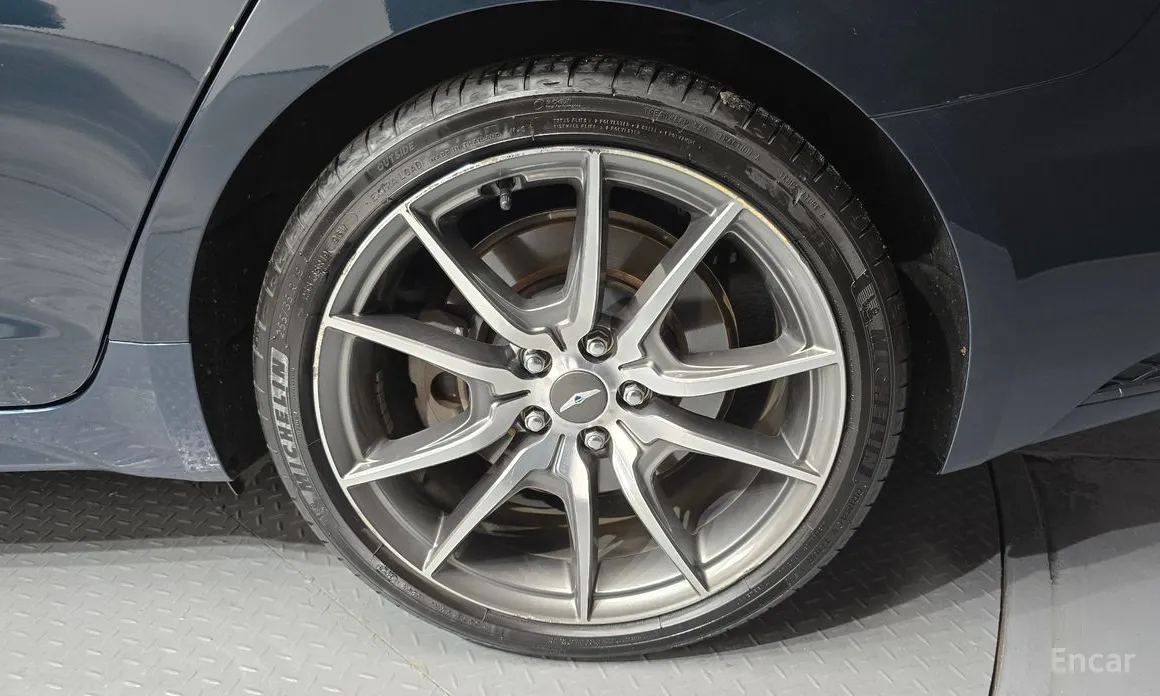 Genesis G70 2020 Gasoline 3.3T 4WD