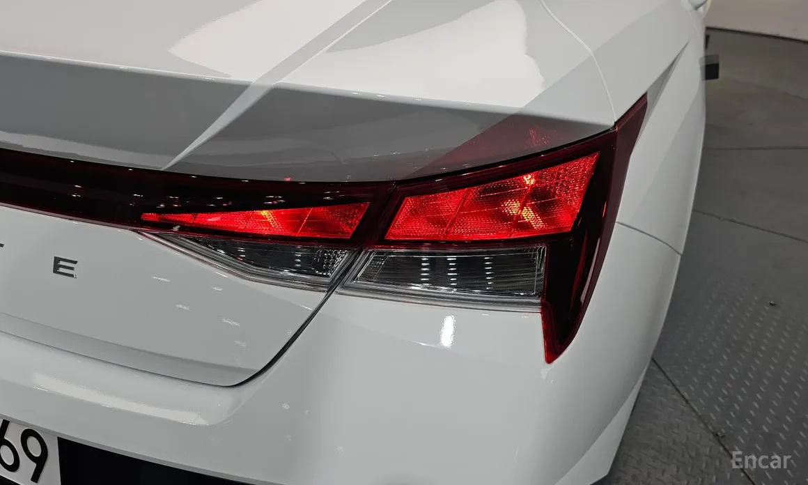 Hyundai Avante 2023 1.6