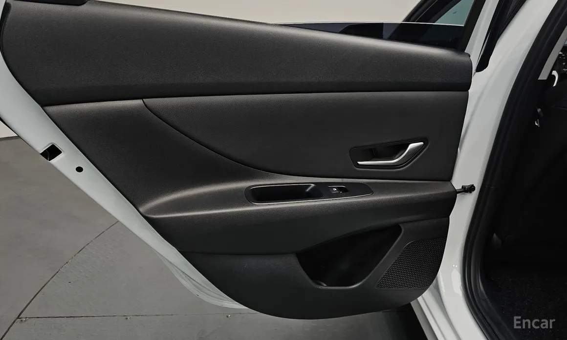 Hyundai Avante 2023 1.6