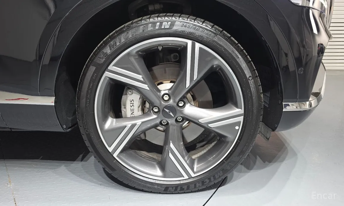 Фото 21 - Genesis GV80