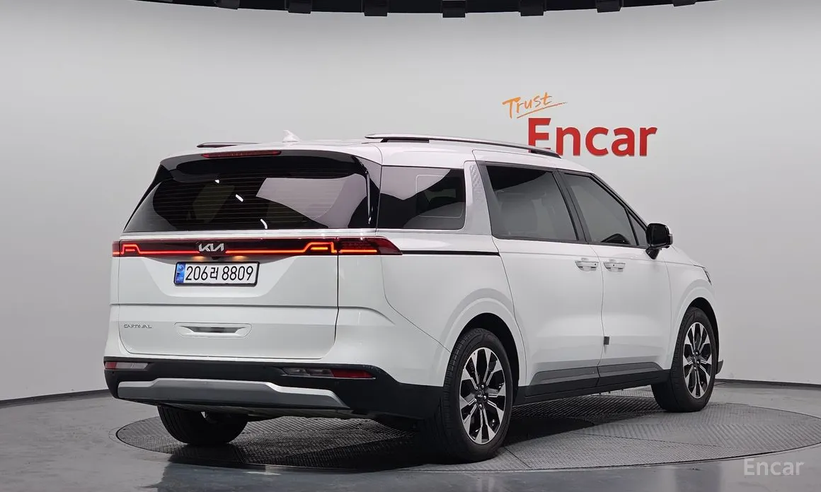 Zdjęcie 2 - Kia Carnival