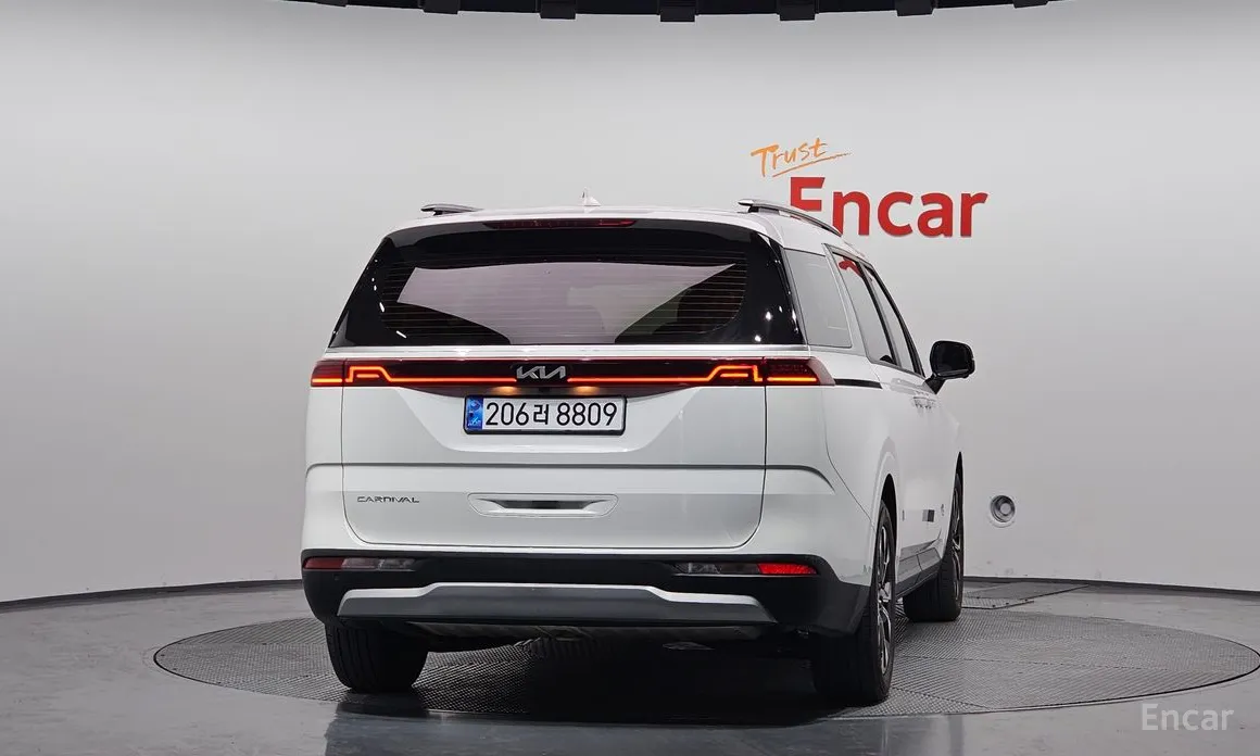 Zdjęcie 4 - Kia Carnival