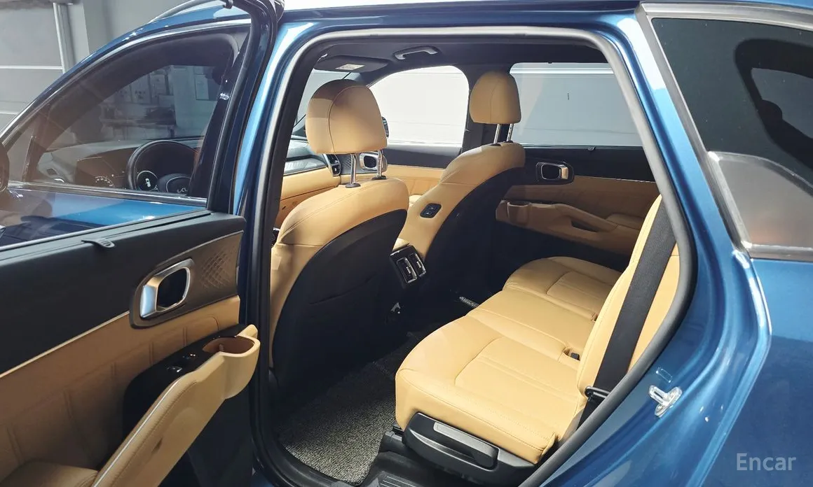 Photo 11 - Kia Sorento