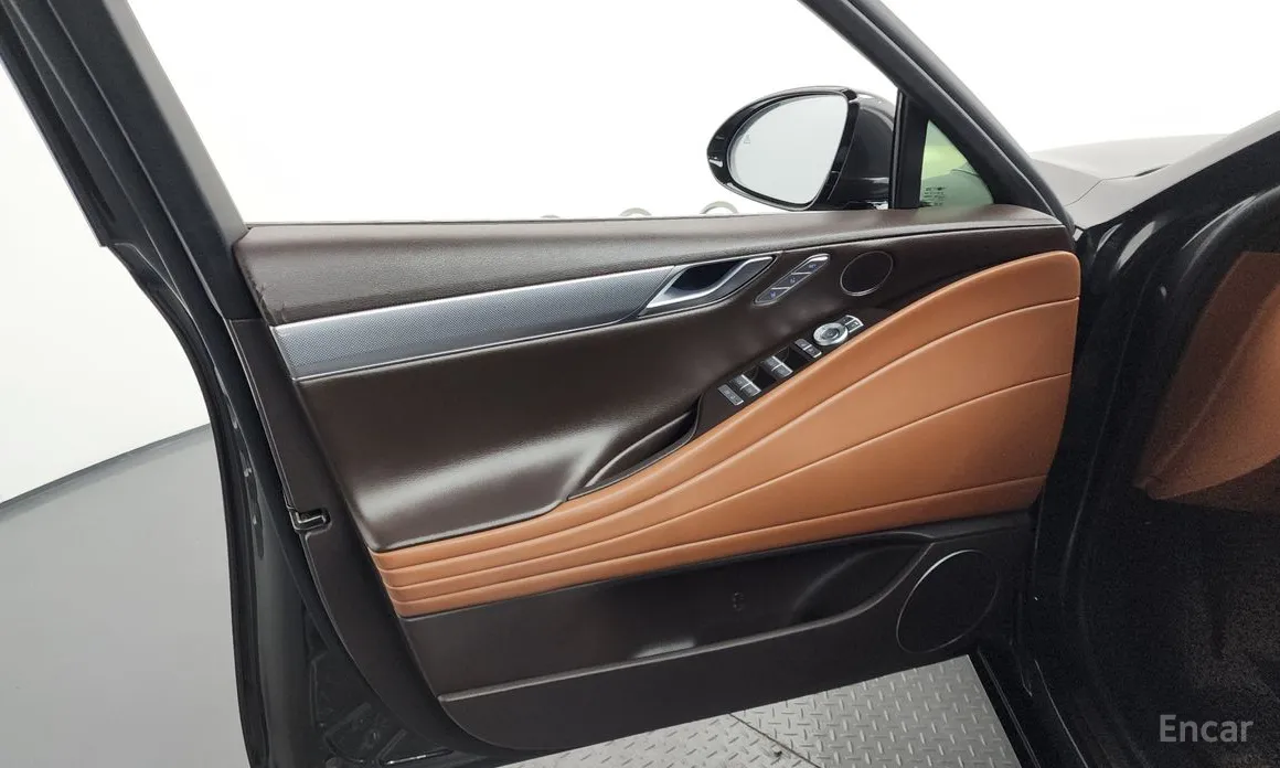 Фото 24 - Genesis G80