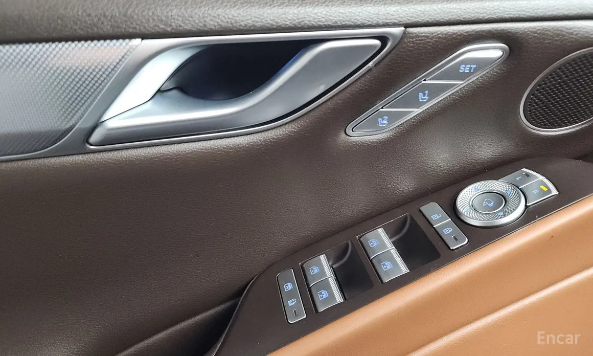 Фото 29 - Genesis G80