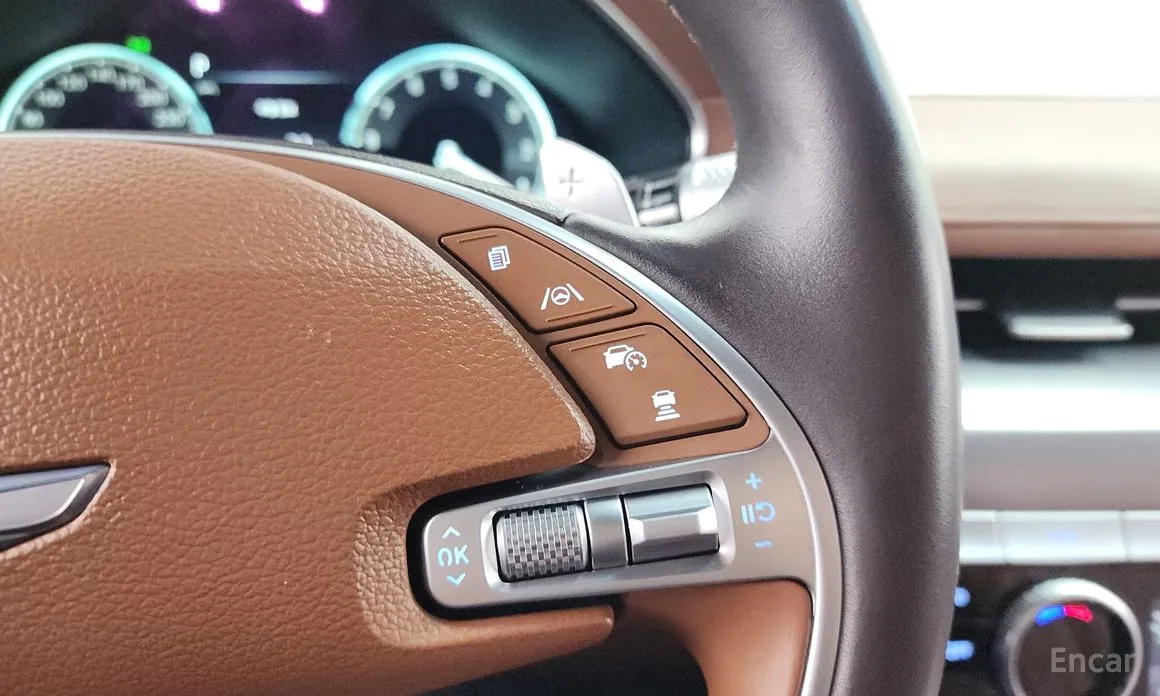 Фото 32 - Genesis G80