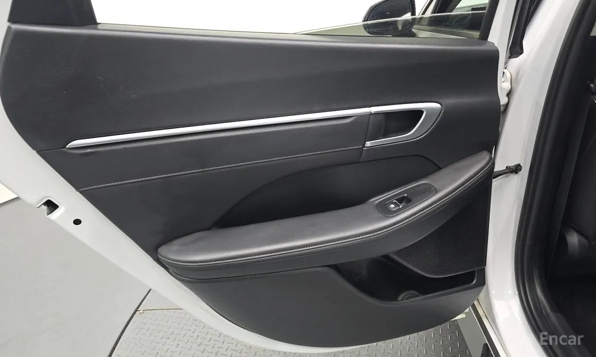 Hyundai Sonata 2023 2.0 LPG(Rent)