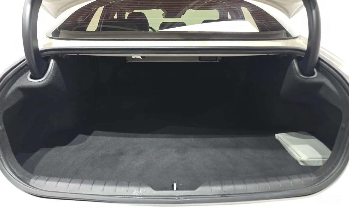 Hyundai Sonata 2023 2.0 LPG(Rent)