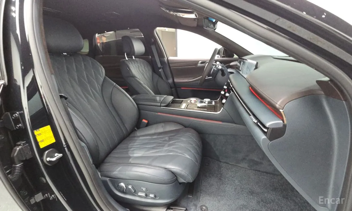 Фото 11 - Genesis G80