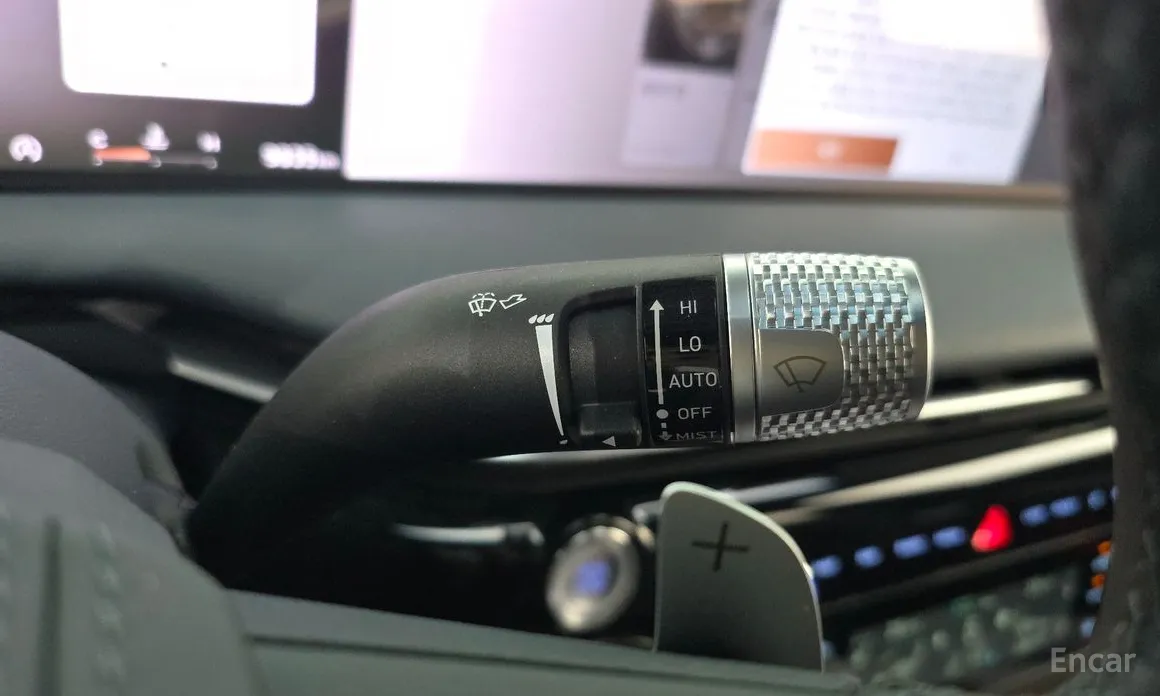 Фото 32 - Genesis G80
