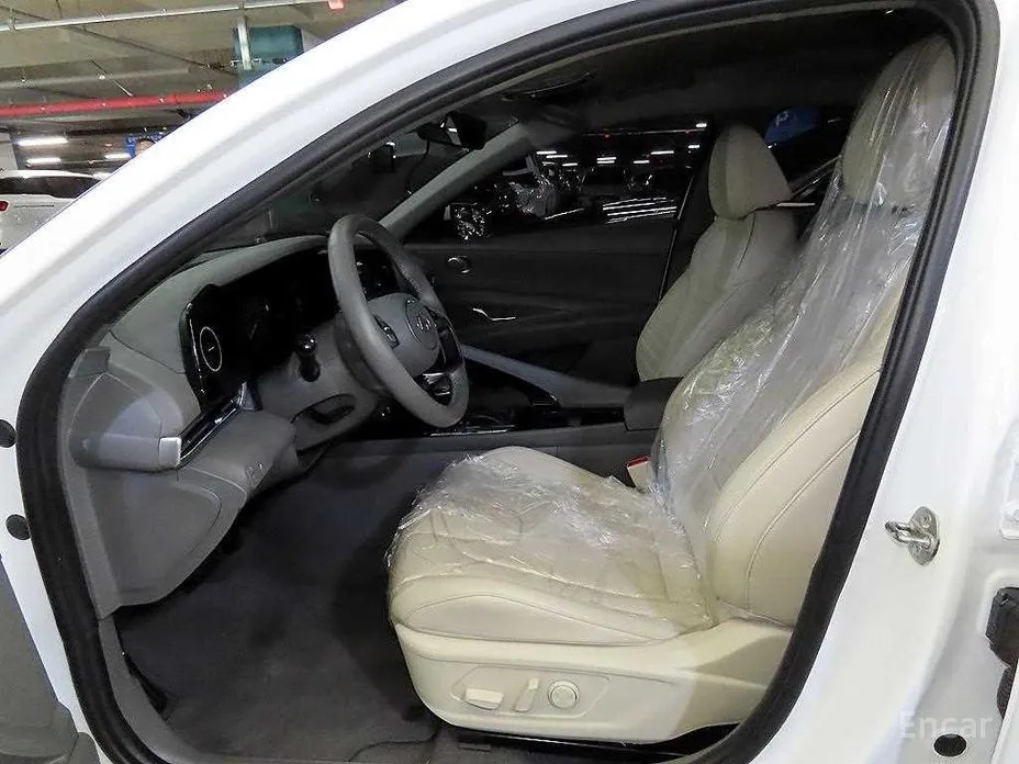 Hyundai Avante 2023 1.6