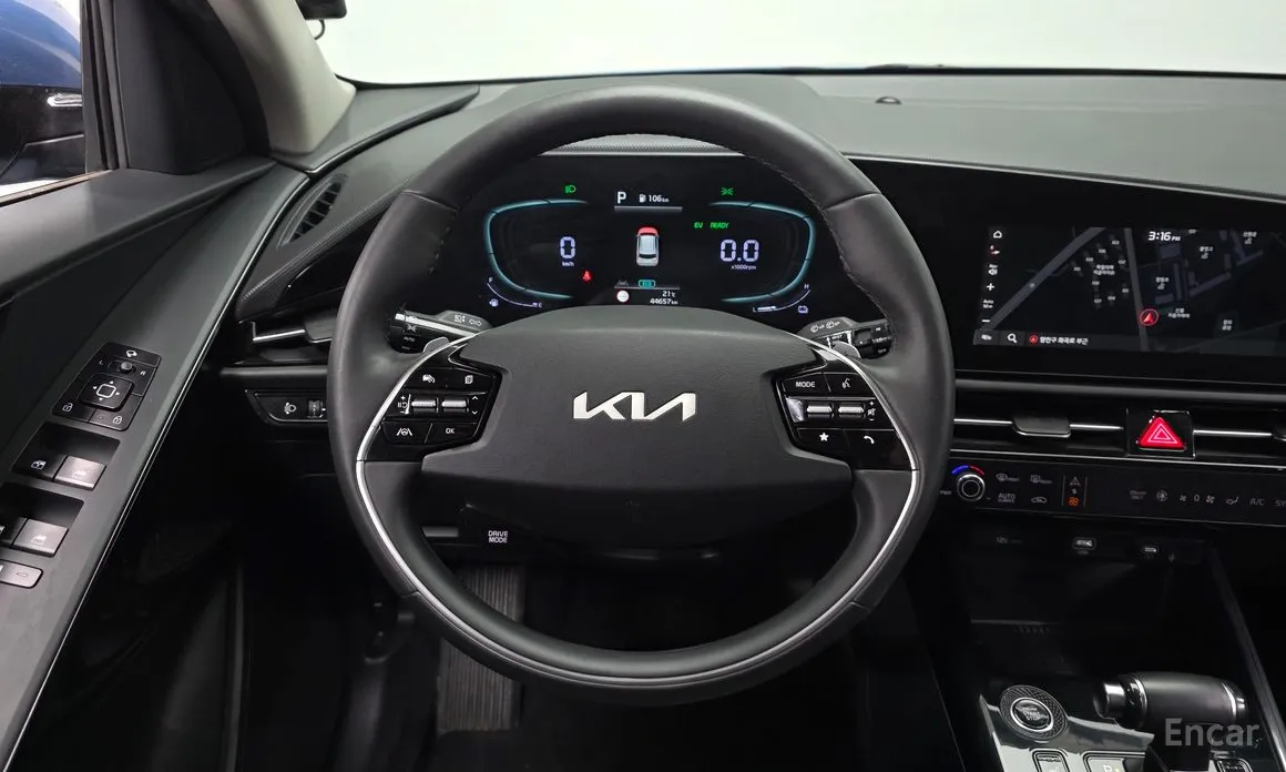 Фото 13 - Kia Niro