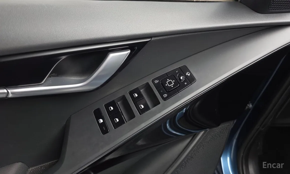 Фото 29 - Kia Niro