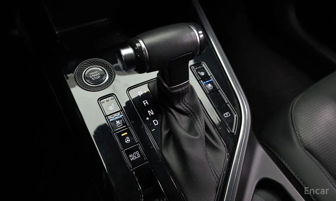 Фото 9 - Kia Niro