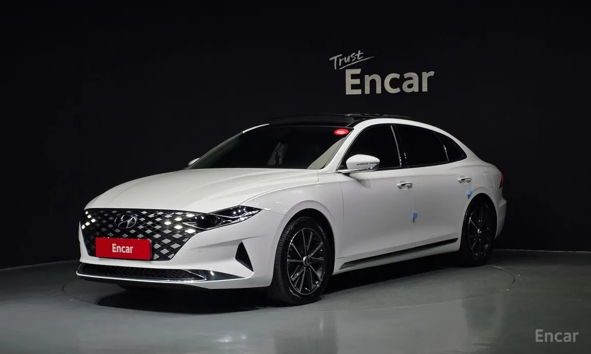 صورة 1 - Hyundai Grandeur