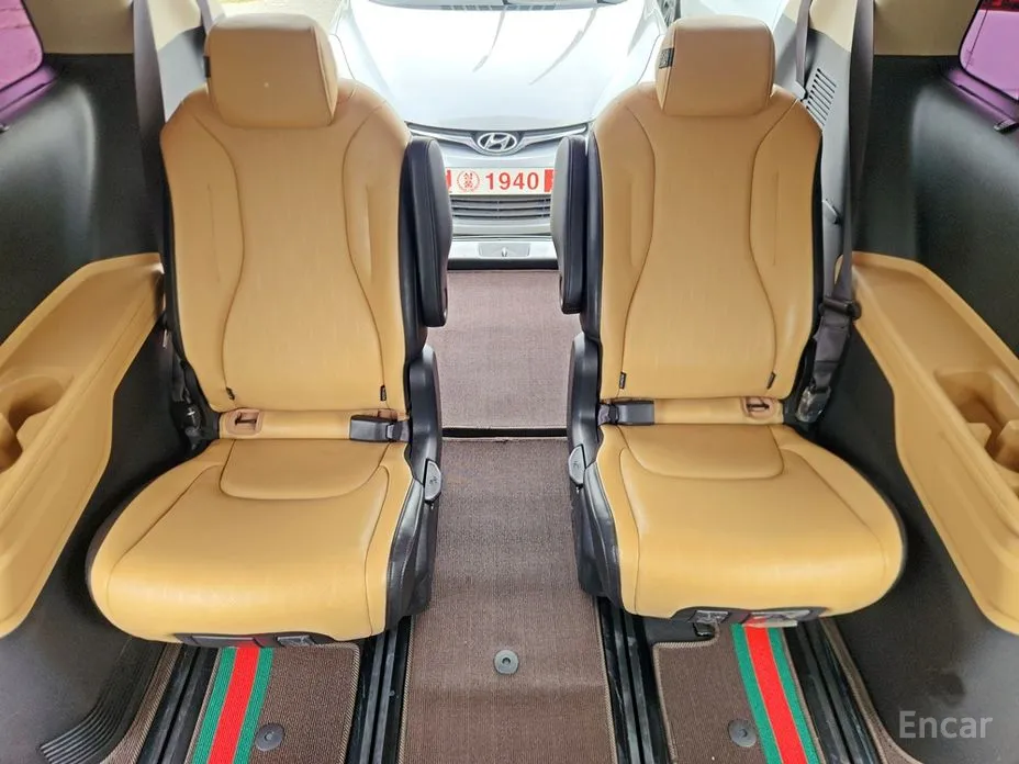 Фото 14 - Kia Carnival