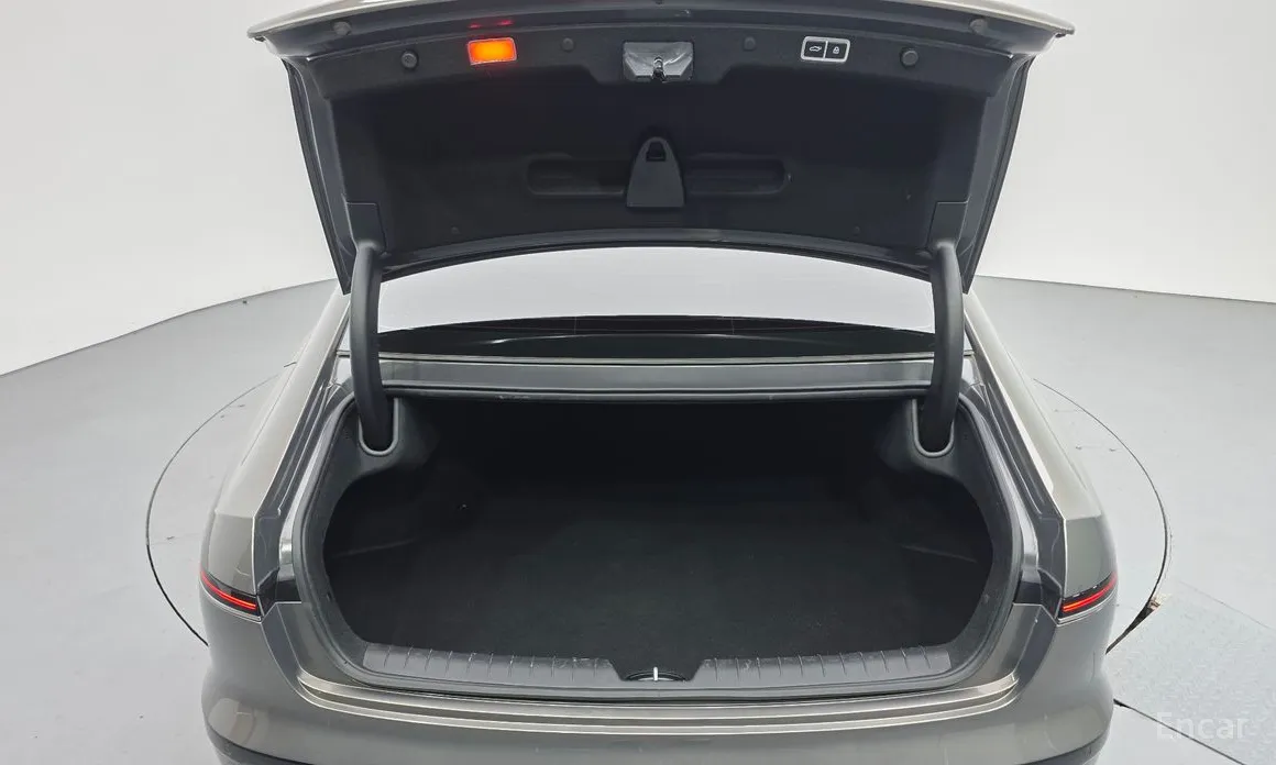 Hyundai Grandeur 2022 Premium