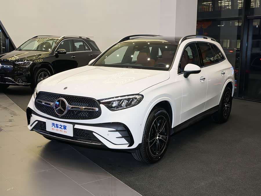 Mercedes-Benz GLC-Class 2026 2026款 改款 GLC 260 L 4MATIC 豪华型