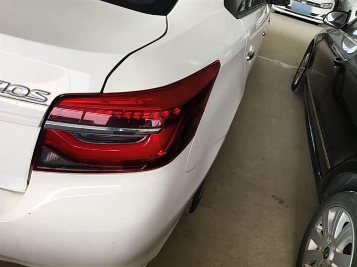 Toyota Vios 2022 2022款 1.5L 20周年纪念版