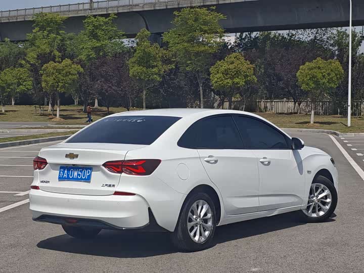 Chevrolet Monza 2024 2024款 1.5L 双离合悦享版