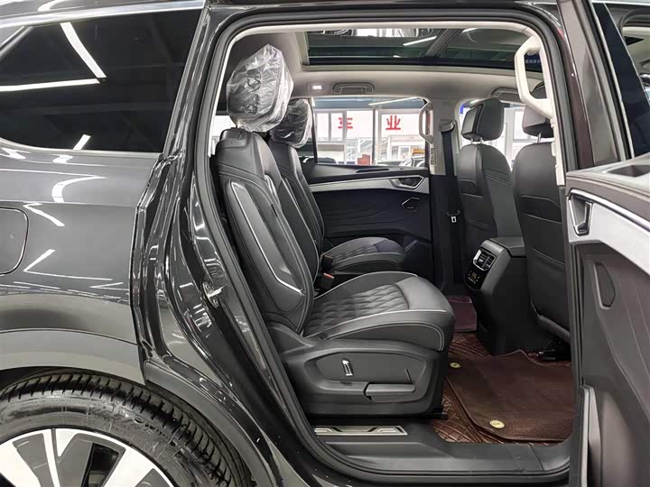 Фото 8 - Volkswagen Talagon