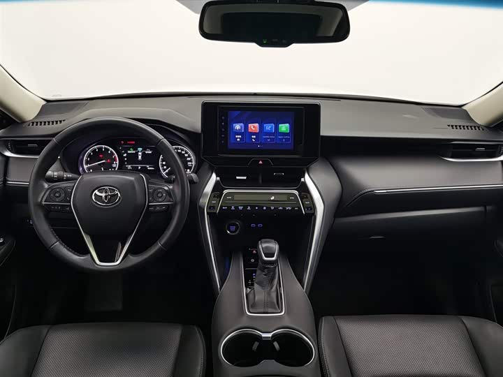 Фото 5 - Toyota Harrier