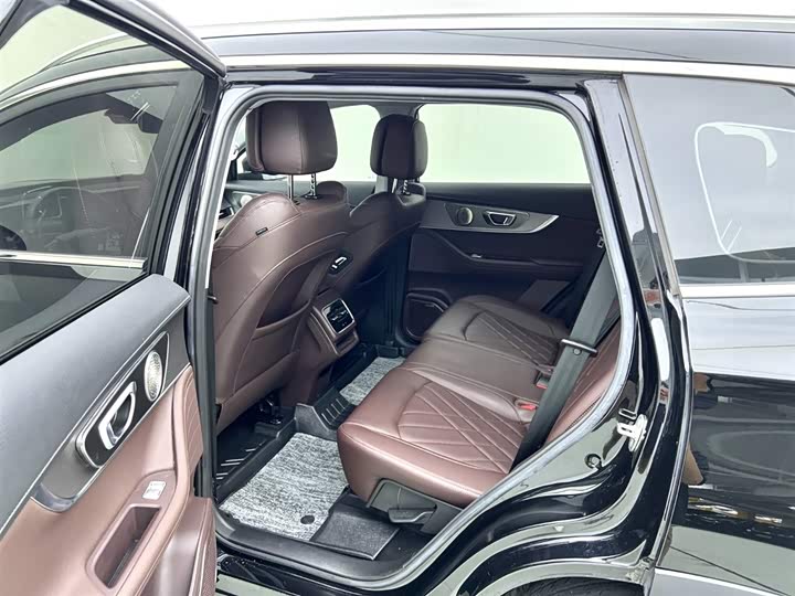 Zdjęcie 9 - Chery Tiggo 8 Pro