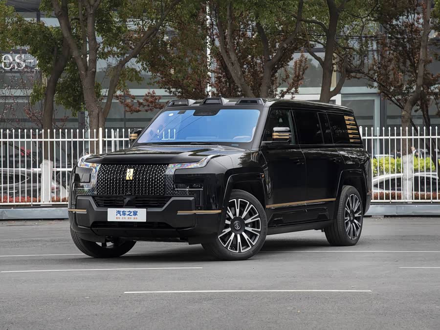 BYD Yangwang U8 L
