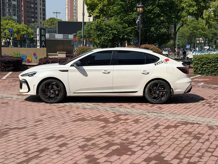 2021 MG Motor 6