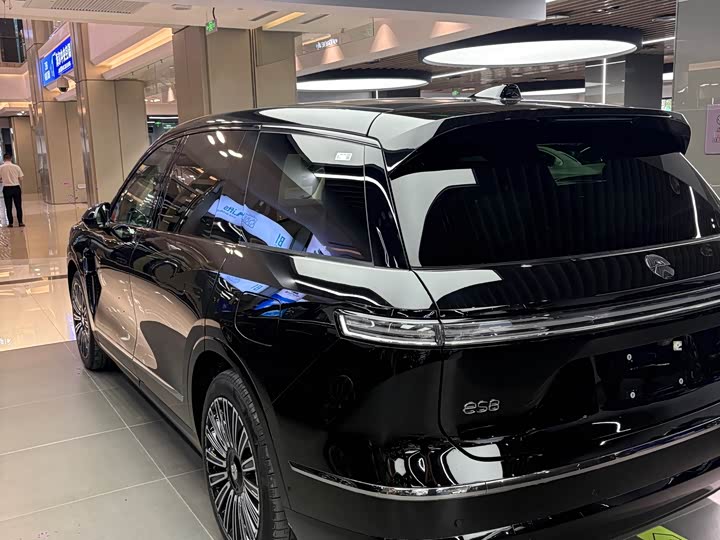 Nio ES8 2026 2026款 六座行政豪华版
