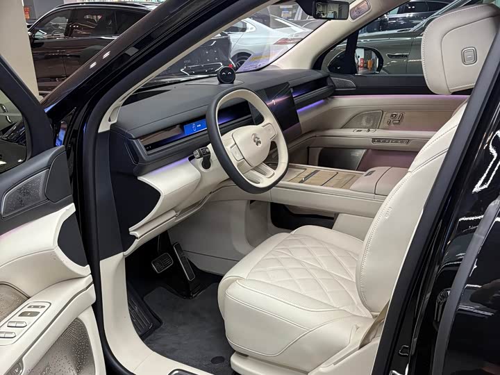 Nio ES8 2026 2026款 六座行政豪华版