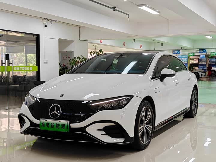 Photo 1 - Mercedes-Benz EQE