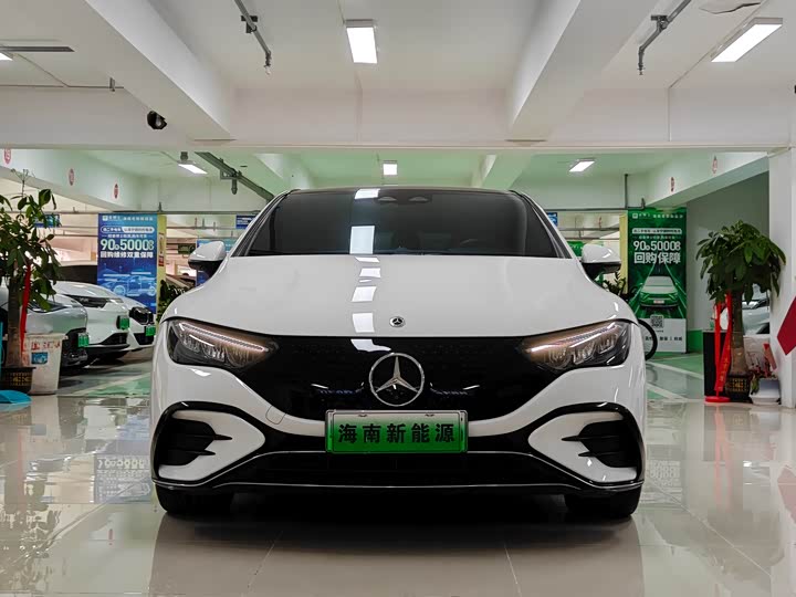 Photo 2 - Mercedes-Benz EQE
