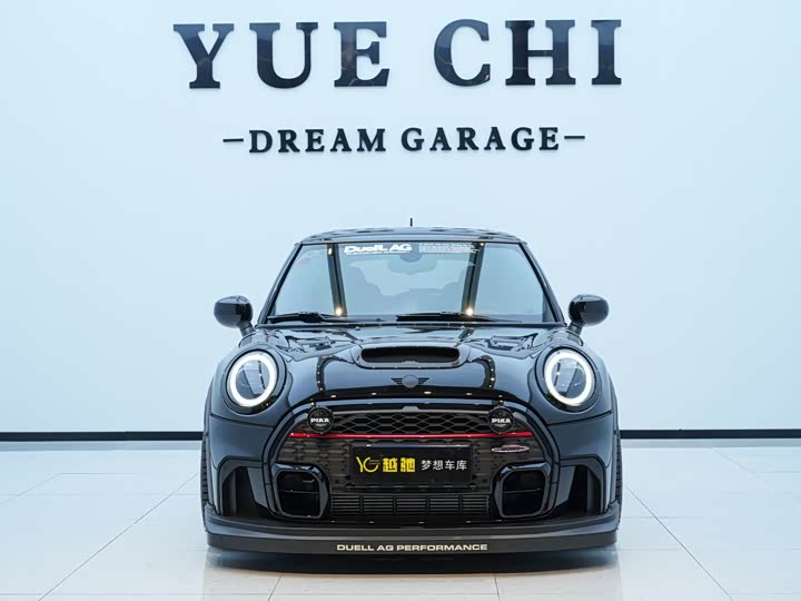 Photo 2 - Mini Mini JCW